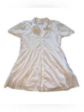 Business casual Abercrombie & Fitch white button up tiered dress size M🗻